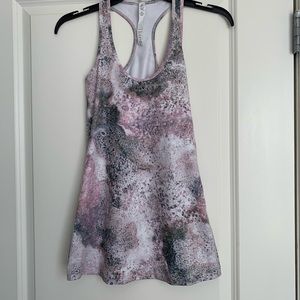 Lululemon Tank- 4